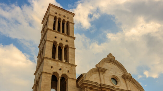 Stephan-Kathedrale-Turm-Hvar-Stadt